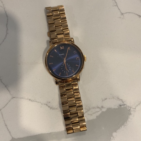 Marc by Marc Jacobs rose gold bracelet watch - Picture 2 of 3
